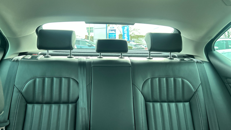 Skoda Superb 1.4 TSI iV SE L DSG 5dr Hatchback